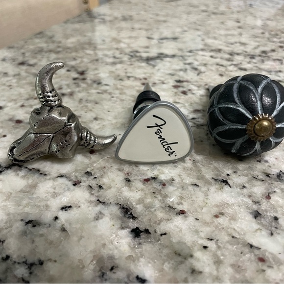 Fender Silver and Black Kitchen Tool Set - Picture 1 of 5